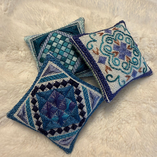 Finishing a Mini Pillow - A Tutorial