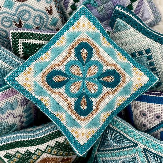 Freda's Favourites - July Mini-Pillow